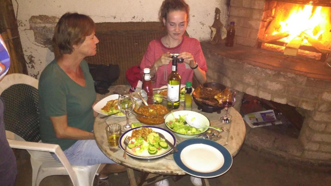 Ostello Authentic Bicycle Tours And Backpackers Soweto Esterno foto
