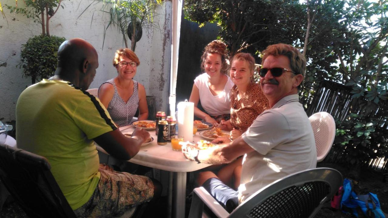 Ostello Authentic Bicycle Tours And Backpackers Soweto Esterno foto